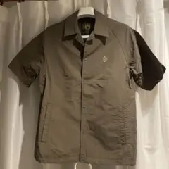 ALDIES ナイロン地カーキ半袖シャツ