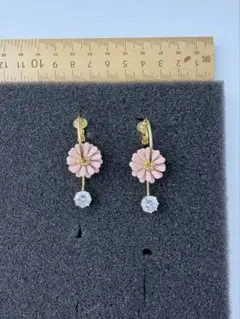 Item thumbnail for item 653ea7c9-f572-4285-b613-e93d791f6799