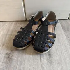 グルカサンダル