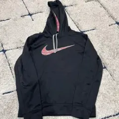 NIKE ブラックパーカー　THERMA-FIT