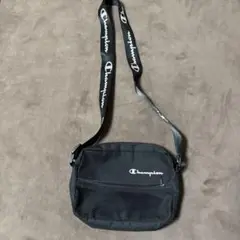 Champion ブラック サコッシュ メッシュポケット付き