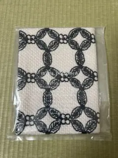 ミナペルホネン ブックカバー