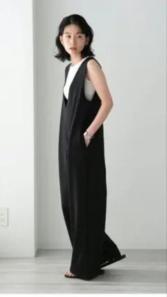 FEELING MADE✨美品✨ストレッチポンチオールインワン