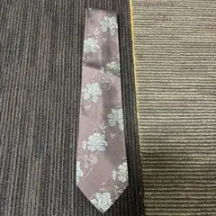 DOLT COLLECTION 花柄 ネクタイ