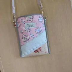 Handmade✡ パッチワーク 携帯ショルダー　サコッシュ✧