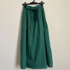 グリーン リボン付き ロングスカート