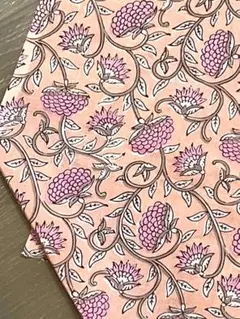 インド綿　花柄プリント綿生地 ピンク系　110x300cm