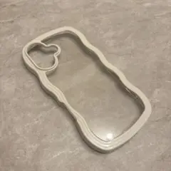 iPhone16 ケース　くも　白