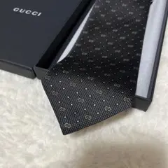 美品！現行タグ GUCCI gg 総柄 ブラック ネクタイ