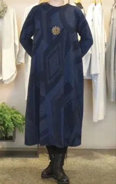 Item thumbnail for item ff9b1bf4-d1f0-4466-8c80-f8a9564a3766