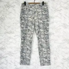 Item thumbnail for item 6cf21dbf-f9c5-4e30-ab11-b30aefdd9d90