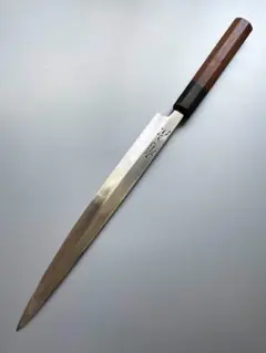京都 有次 本焼 純日本鋼 柳刃包丁 一尺弱 新品水牛柄・鞘付き 京都 有次 本焼 純日本鋼 柳刃包丁 一尺弱 新品水牛柄・鞘付き