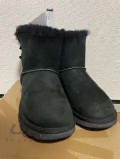 アグUGG ムートンブーツ リボン