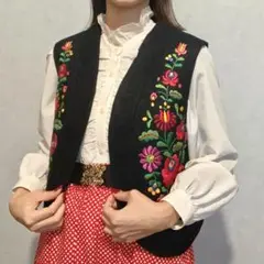 ドイツ vintage レトロ アンティーク ヴィンテージ 刺繍 花柄 ベスト