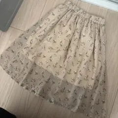 フタフタブラッククローゼット花柄 ベージュ スカート 裏地付き100