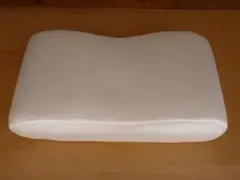寝返りを受け止めるまくら 無印良品