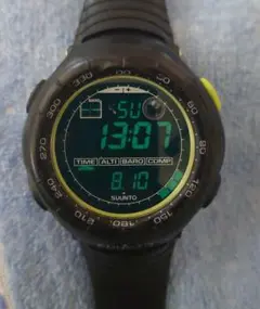 ★限定品！スント ベクター ライムグリーン SUUNTO VECTOR