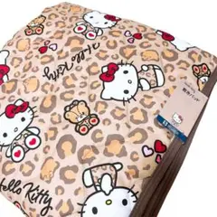 完売品♥︎ハローキティ ヒョウ柄 敷きパッド　レオパード　マット　しまむらサンリオ
