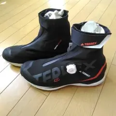 《新品》アディダス 登山靴 トレッキング シューズ