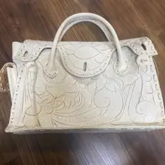 グレースコンチネンタル carving tribes