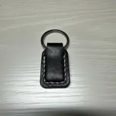 ハンドメイド　本革　レザークラフト　キーホルダー　ブラック