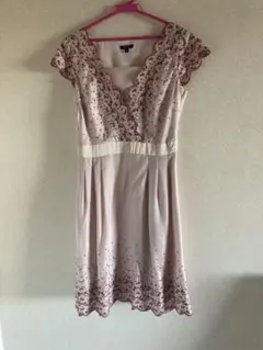 TOCCA 刺繍ワンピース