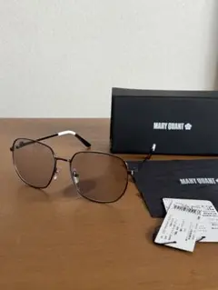 新品MARYQUANTサングラスケースクロス付きマリークワント