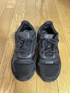 adidas ブラック スニーカー