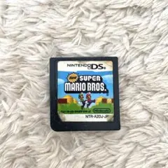 NEWスーパーマリオブラザーズ　DS カセット　マリオ