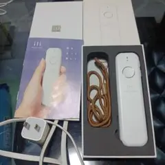 ili翻訳機　（ほん訳） ホワイト 充電ケーブル付き