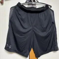 Under Armour 黒 トレーニングショーツ MD