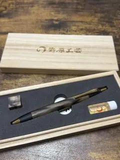 Item thumbnail for item cc260866-c240-4b80-8210-43d4b584f74f