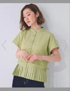 【Grove】キレイに見えて嬉しい 裾プリーツシャツ