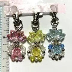 129.ビーズキーホルダー　ピンク、イエロー、ブルー３点セット推し活