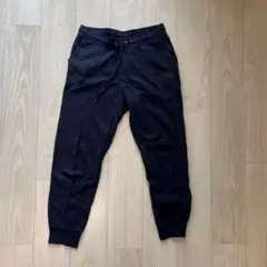 黒 ジョガーパンツ ドローストリング付き