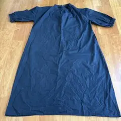 バックファスナー ワンピース