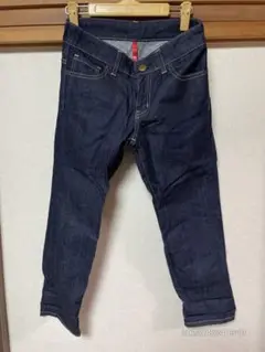 UNIQLO UJ スキニーフィットストレートジーンズ（ミドルライズ・25インチ