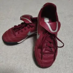 Nike TIZIPRO バーガンディ サッカートレーニングシューズ　18センチ