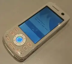 美品 kawaii カワイイ ドコモ D903i WHITE ホワイト ガラケー