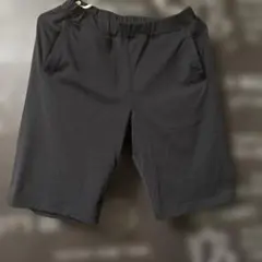 【美品】UNIQLO ブラック　ハーフパンツ 150cm