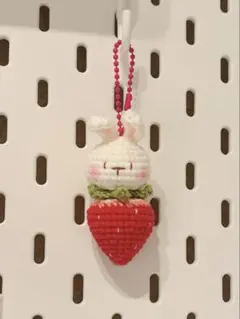 うさぎ♡あみぐるみ　ストラップ付き