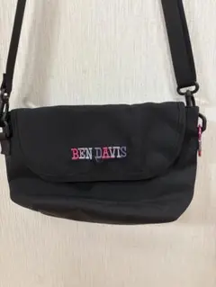 BEN DAVIS ブラック ショルダーバッグ