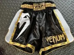 Venum ボクシングショーツ 黒/金　L