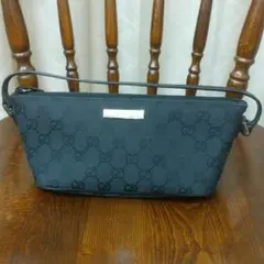 GUCCI グッチ GGキャンバス アクセサリーポーチ ミニハンドバッグ ロゴ黒