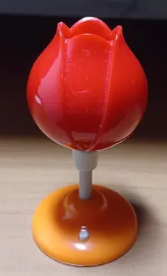 ガチャガチャ　レトロポップチューリップランプ