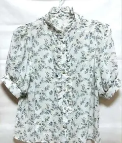 【新品】花柄半袖ブラウスLサイズ