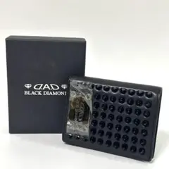 【新品未使用】DAD デーアーデー　二つ折り財布　　黒 スタッズ 箱付き