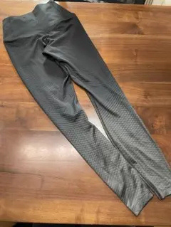 Nike フィットネスレギンス XSサイズ グレー