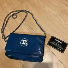 希少 CHANEL エナメル ウォレットチェーンバック美品 ブルー