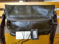 【美品】Kieferneuオリーブグリーン レザー ショルダーバッグ